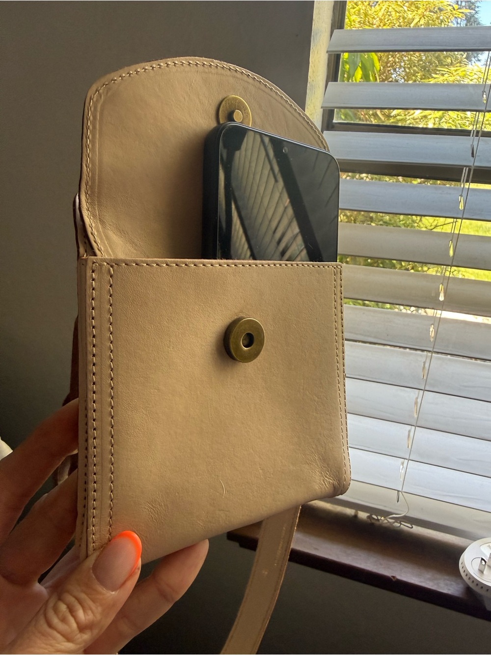 Anthropologie Leather Belt Bag Mini Waist Pouch Ivory Cream - Picture 8 of 8
